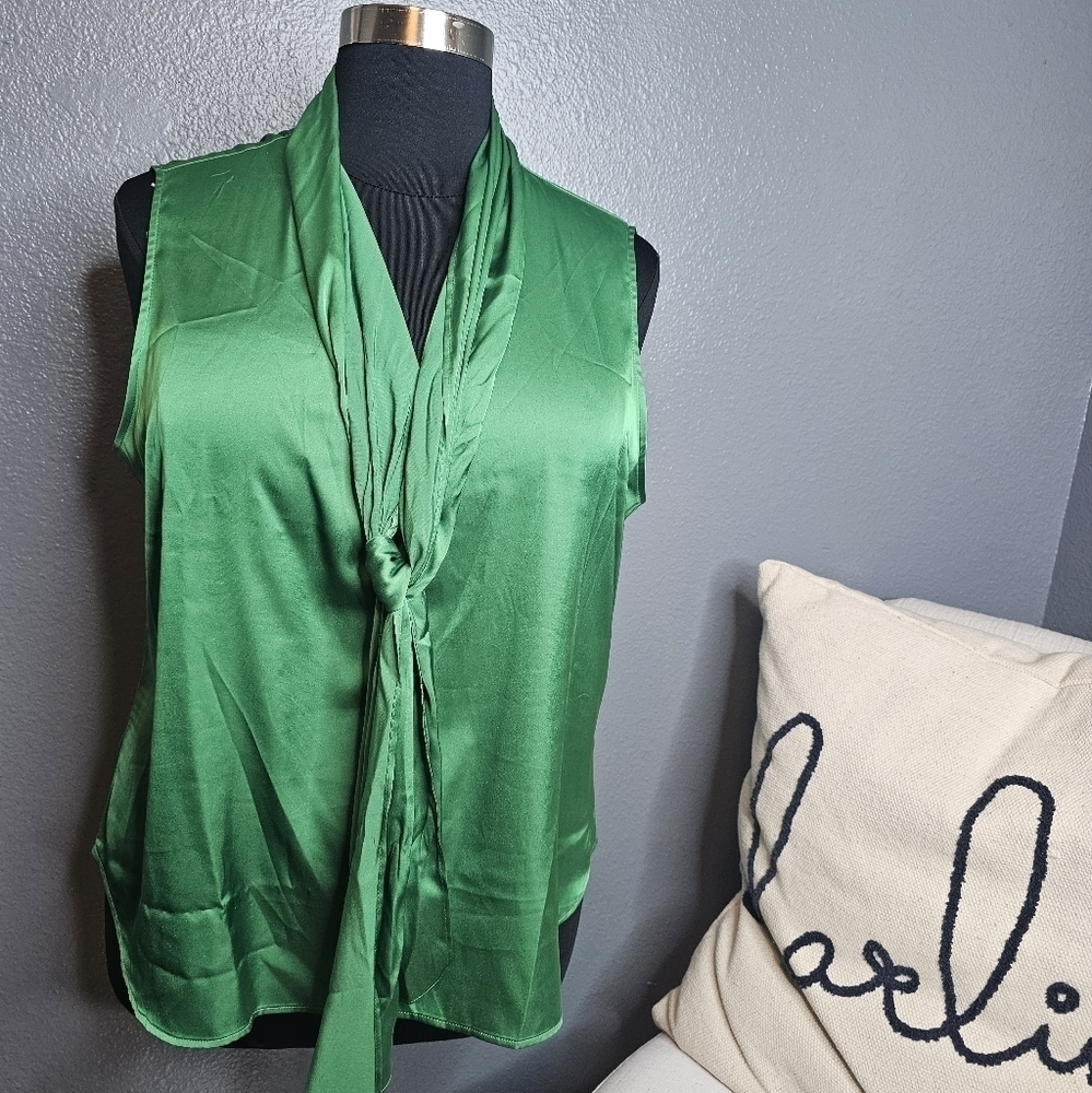 NWT Bar III emerald green swoop neck blouse size XXL